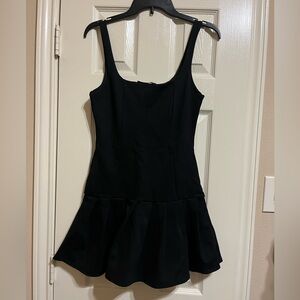 Black Sleeveless Dress